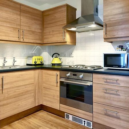 The Hub Serviced Apartments Милтън Кейнс Екстериор снимка